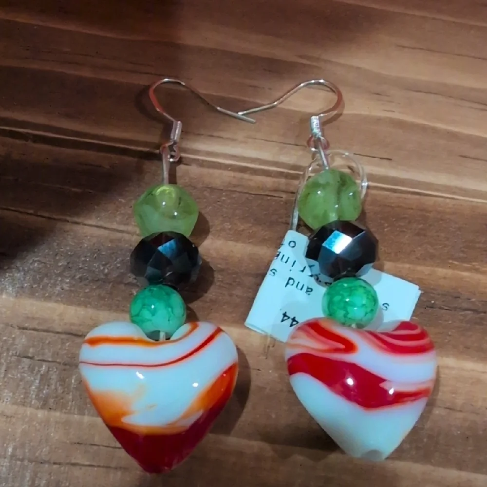 Handmade Heart Earrings with Green and Red Accents - Picture 2 of 4